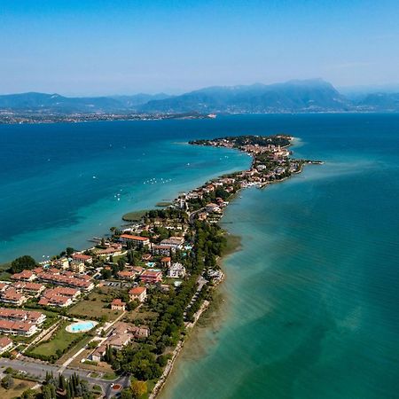 Hotel Mavino Sirmione Exterior photo