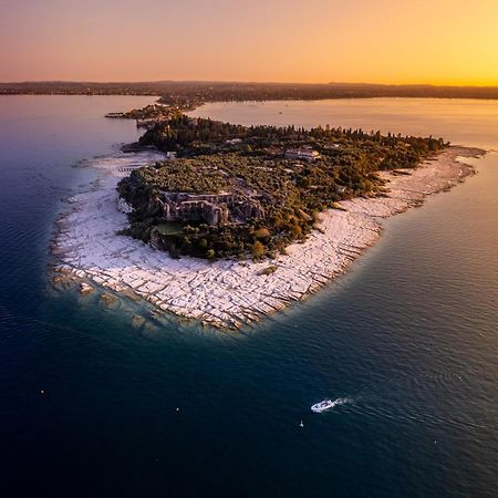 Hotel Mavino Sirmione Exterior photo