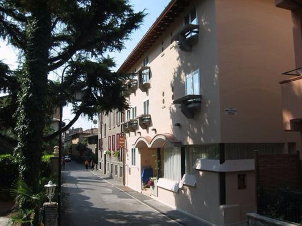 Hotel Mavino Sirmione Exterior photo