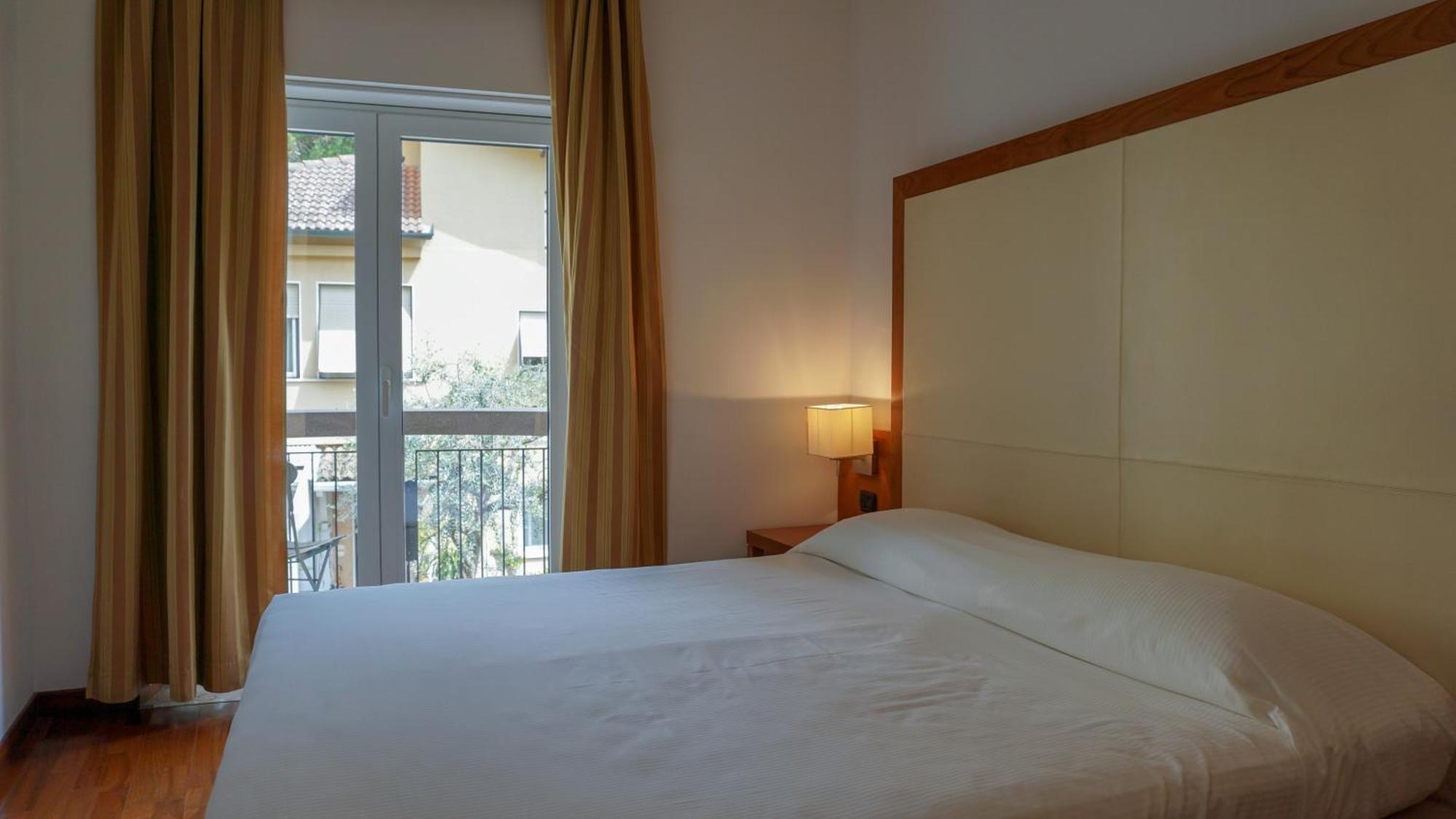 Hotel Mavino Sirmione Room photo