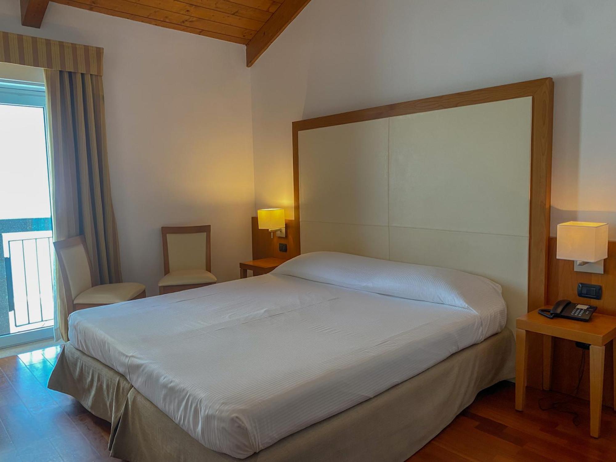 Hotel Mavino Sirmione Room photo